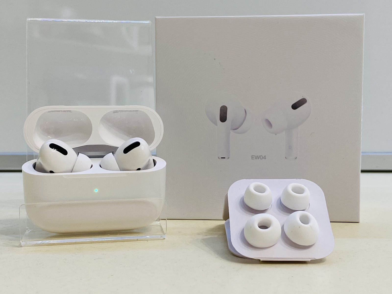 Бездротові навушники Bluetooth Hoco EW04 White (EW04)
