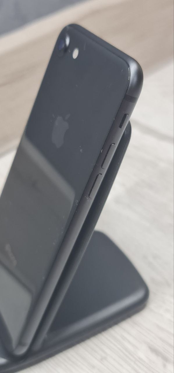 Apple iPhone 8 64Gb Space Gray (MQ722LL/A)