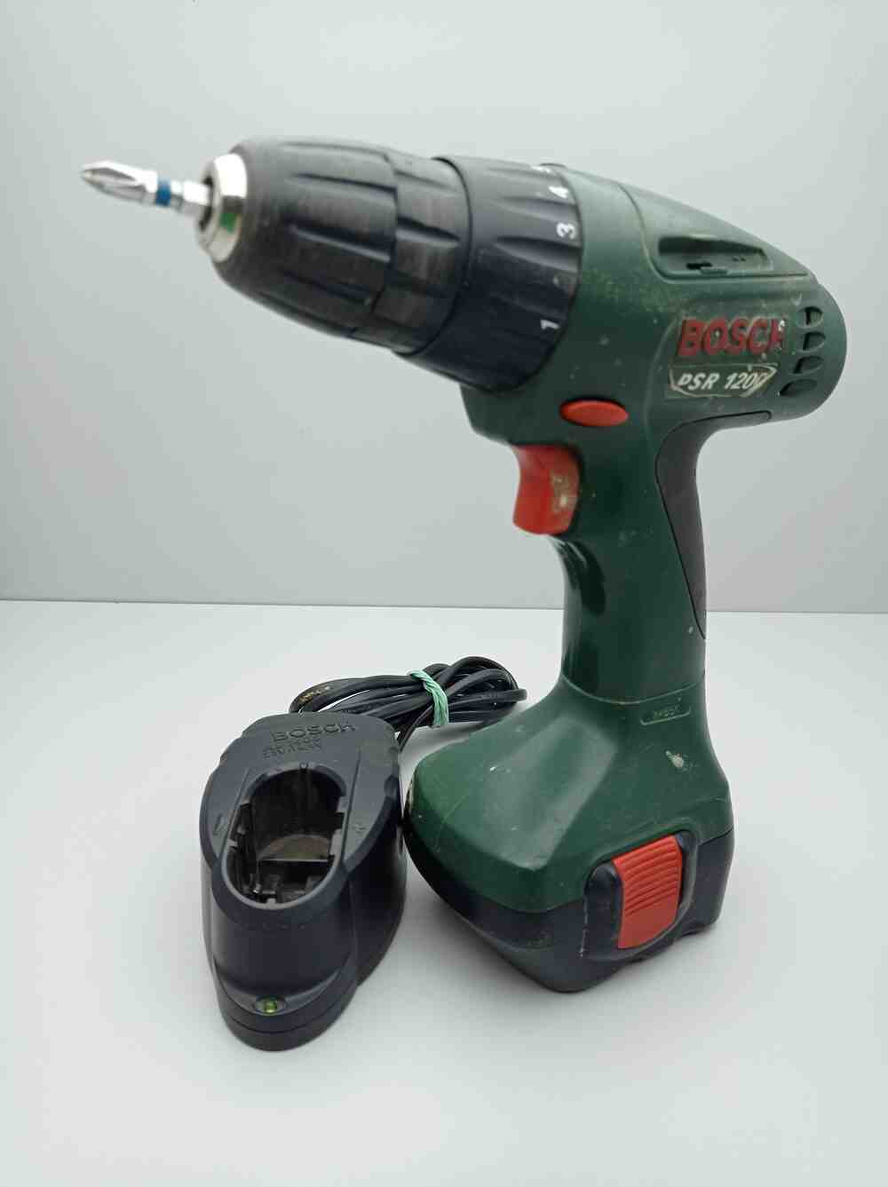 Шуруповерт Б/У Bosch PSR 1200 1.2Ah Green-black
