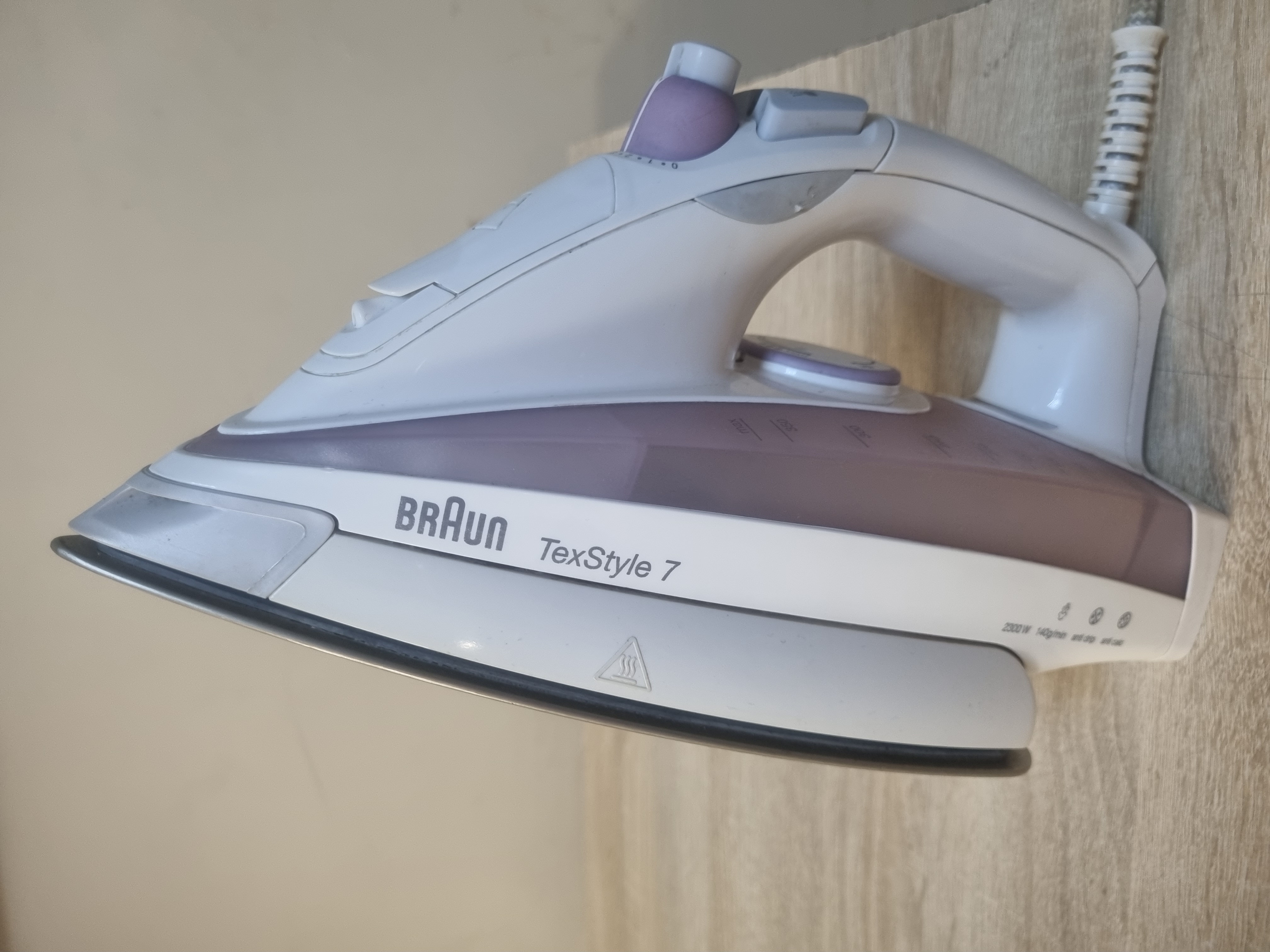 Праска Braun 4661-TS715