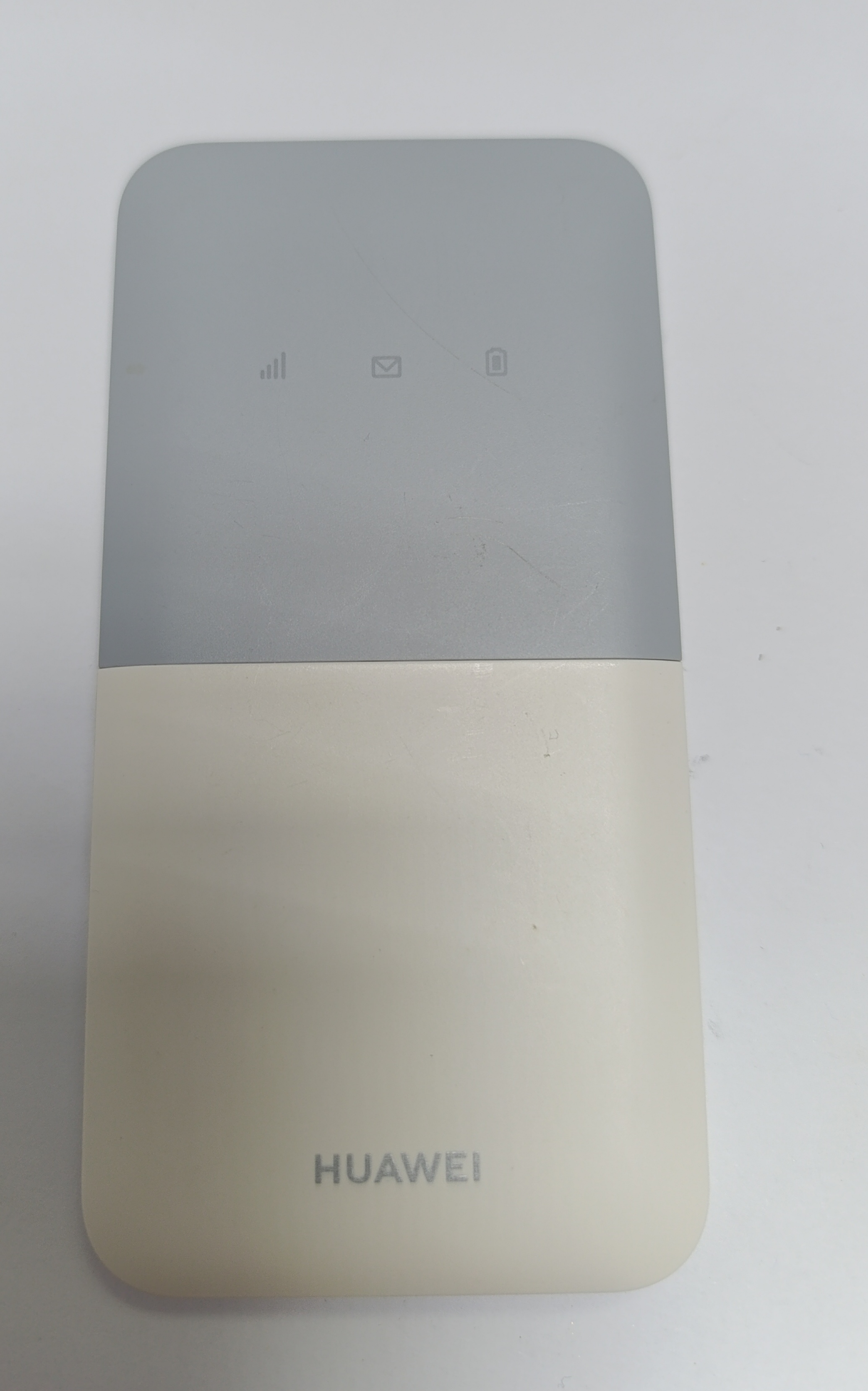 4G WI-FI-роутер Huawei 4G Mobile WiFi 5 (E5586-326)