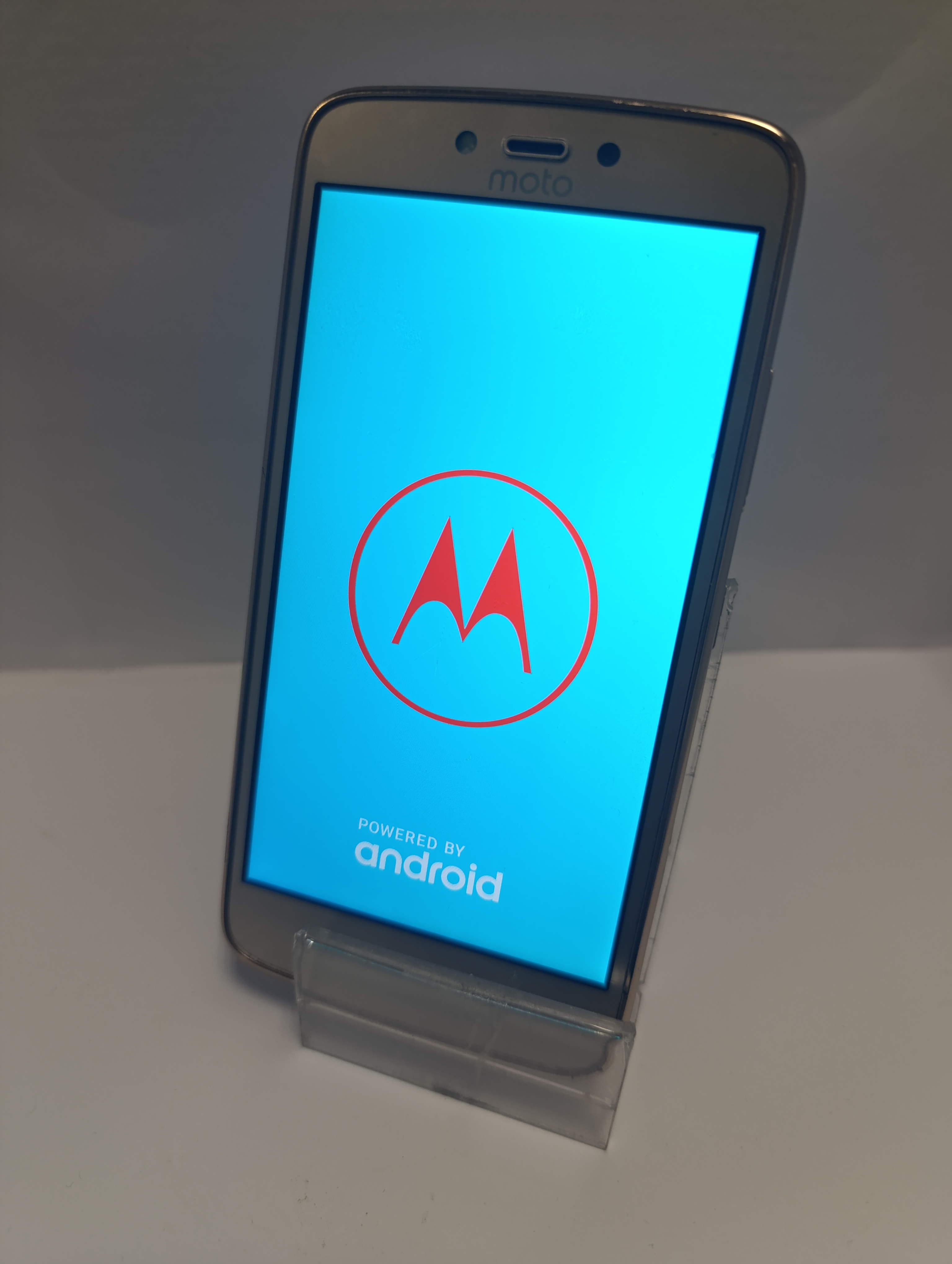 Motorola Moto C Plus (XT1723) 2 / 16Gb