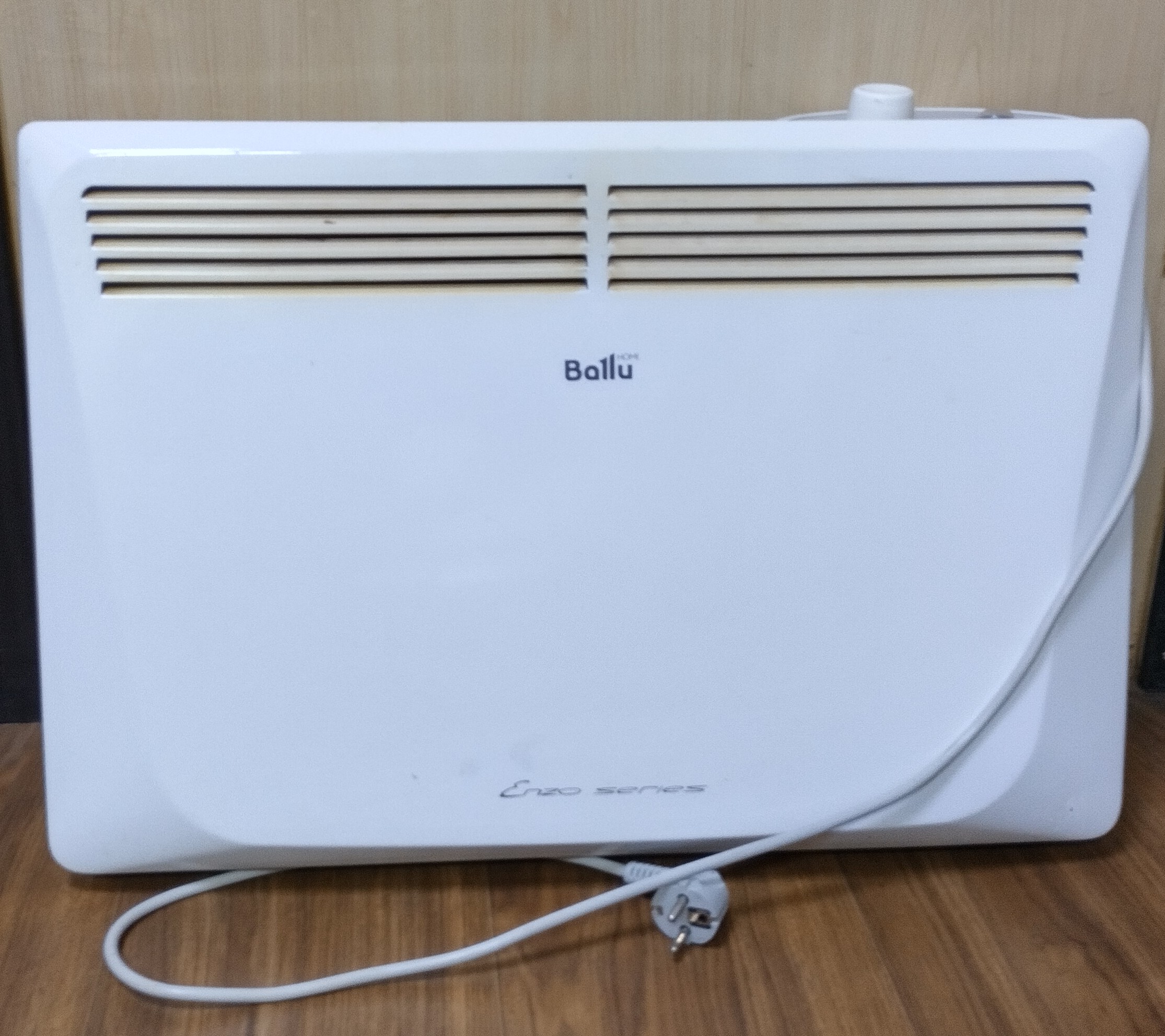 Конвектор Ballu Enzo BEC/EZMR-1500