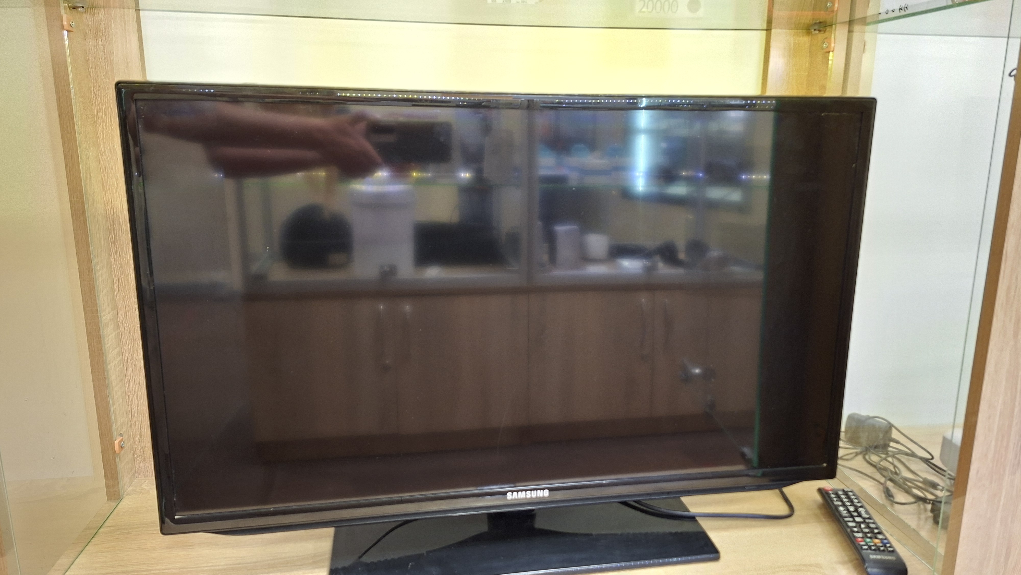 Телевізор Samsung UE32EH5020