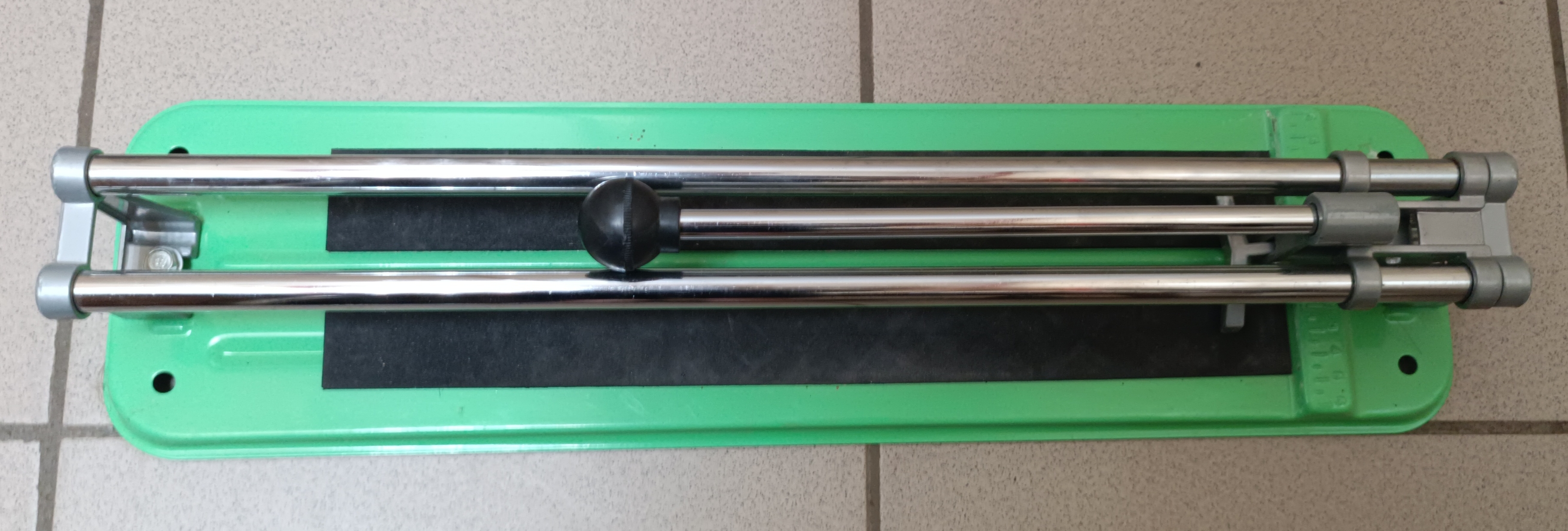 Плиткоріз Favorit 11-206 400mm