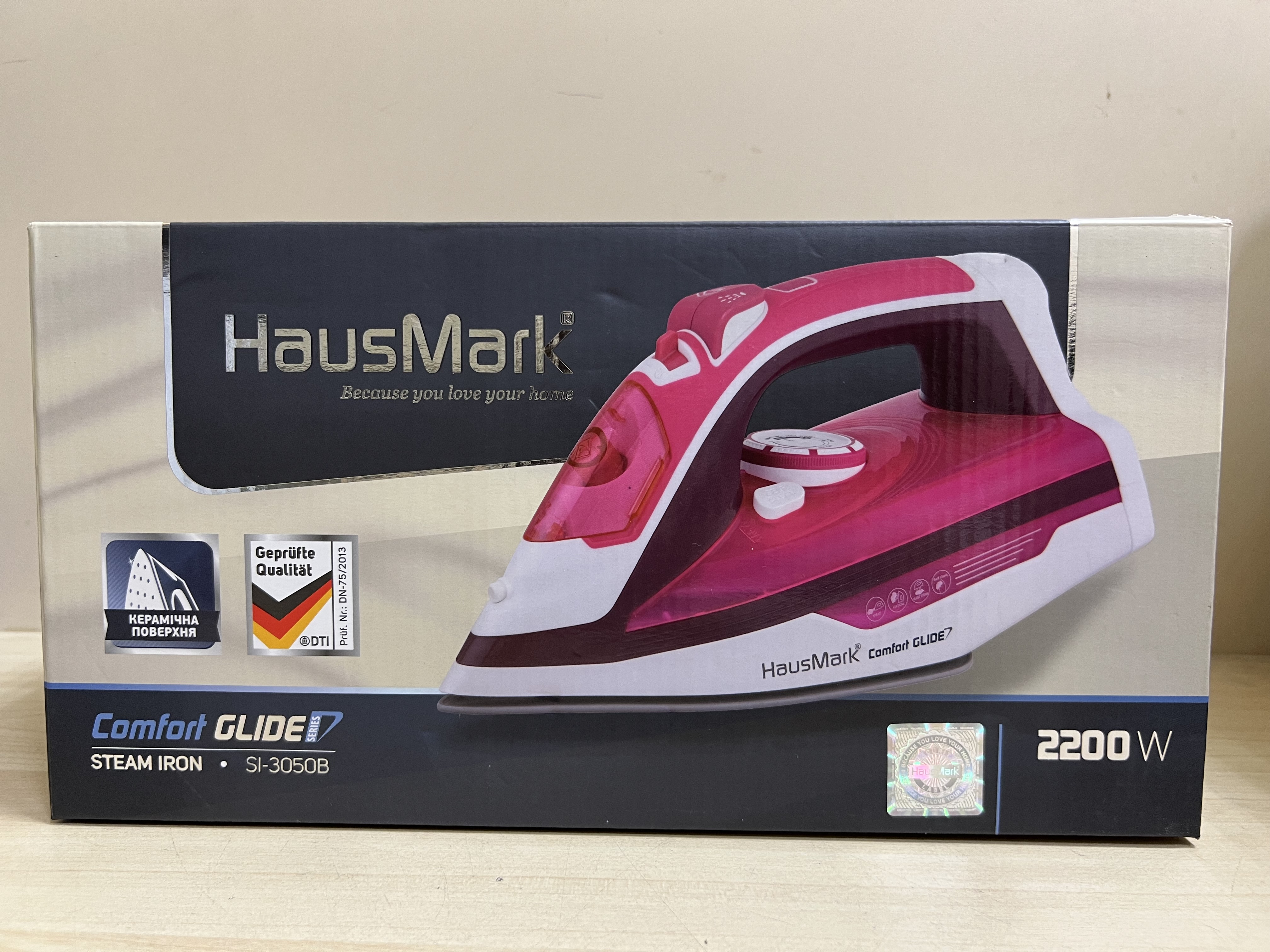 Праска HausMark SI-3050B