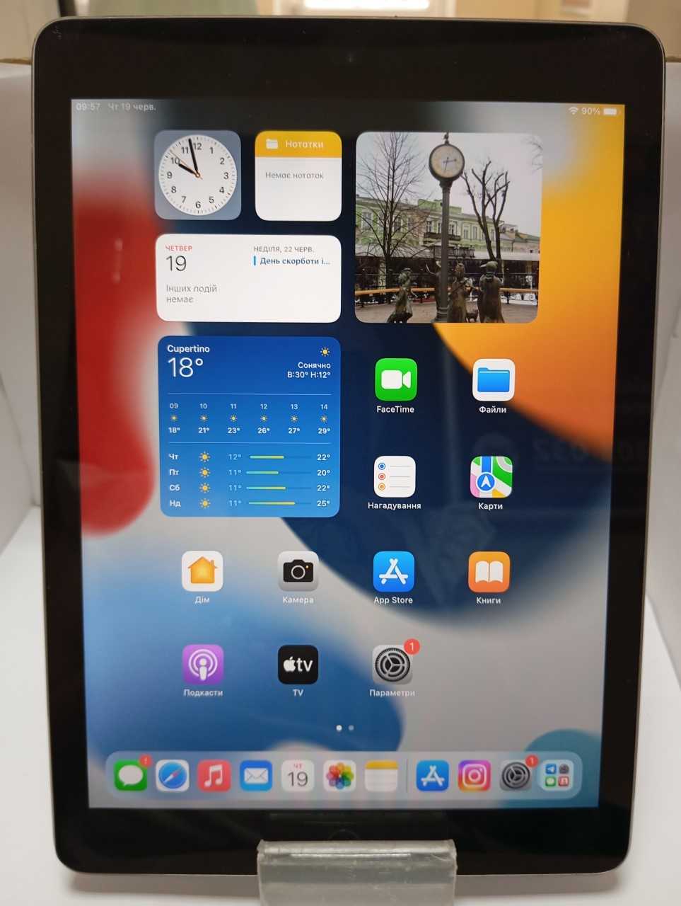 Планшет Apple iPad Air 2 Wi-Fi 64GB
