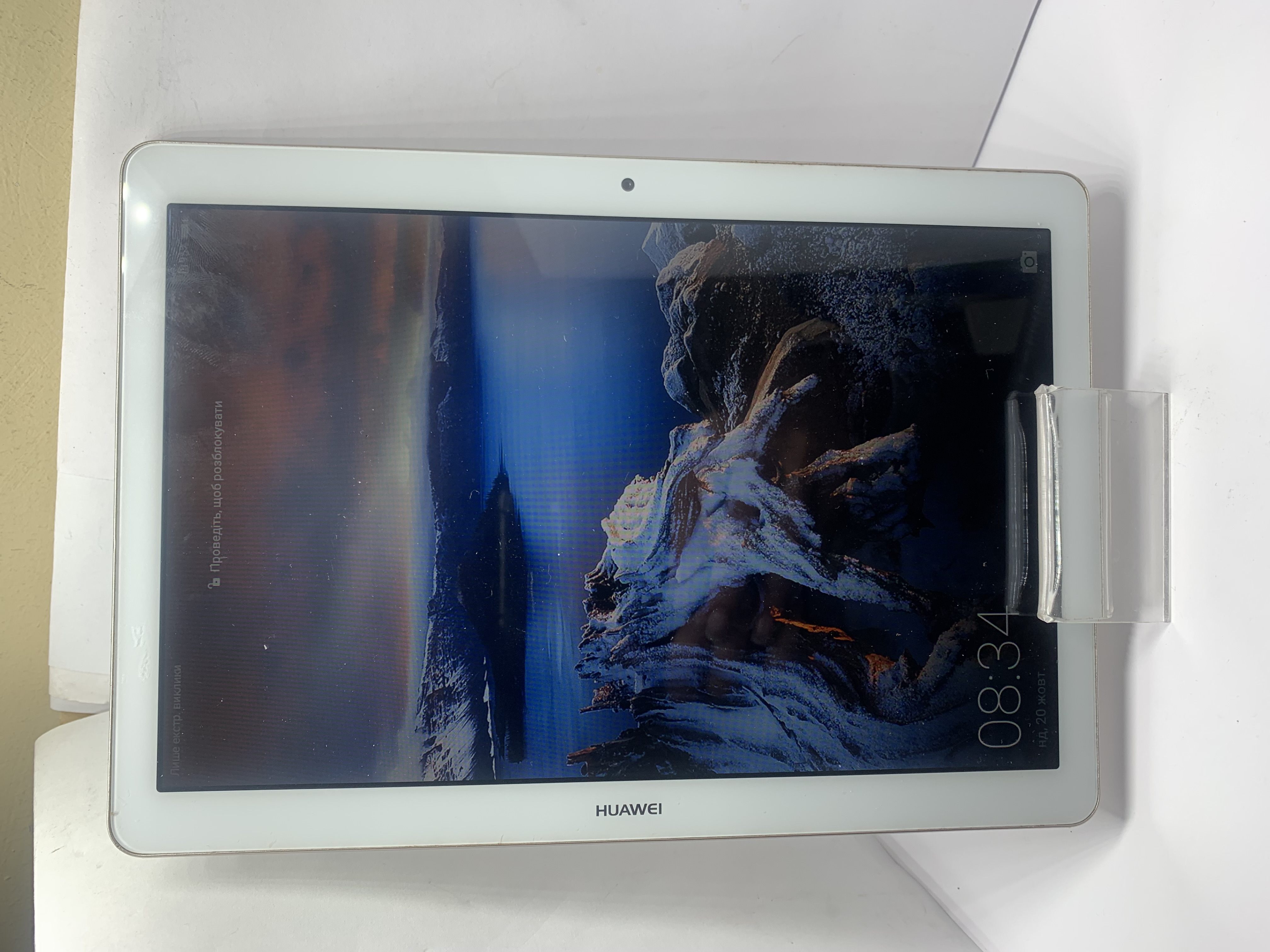 Планшет Huawei MediaPad T3 10 LTE (AGS-L09) 2/16Gb