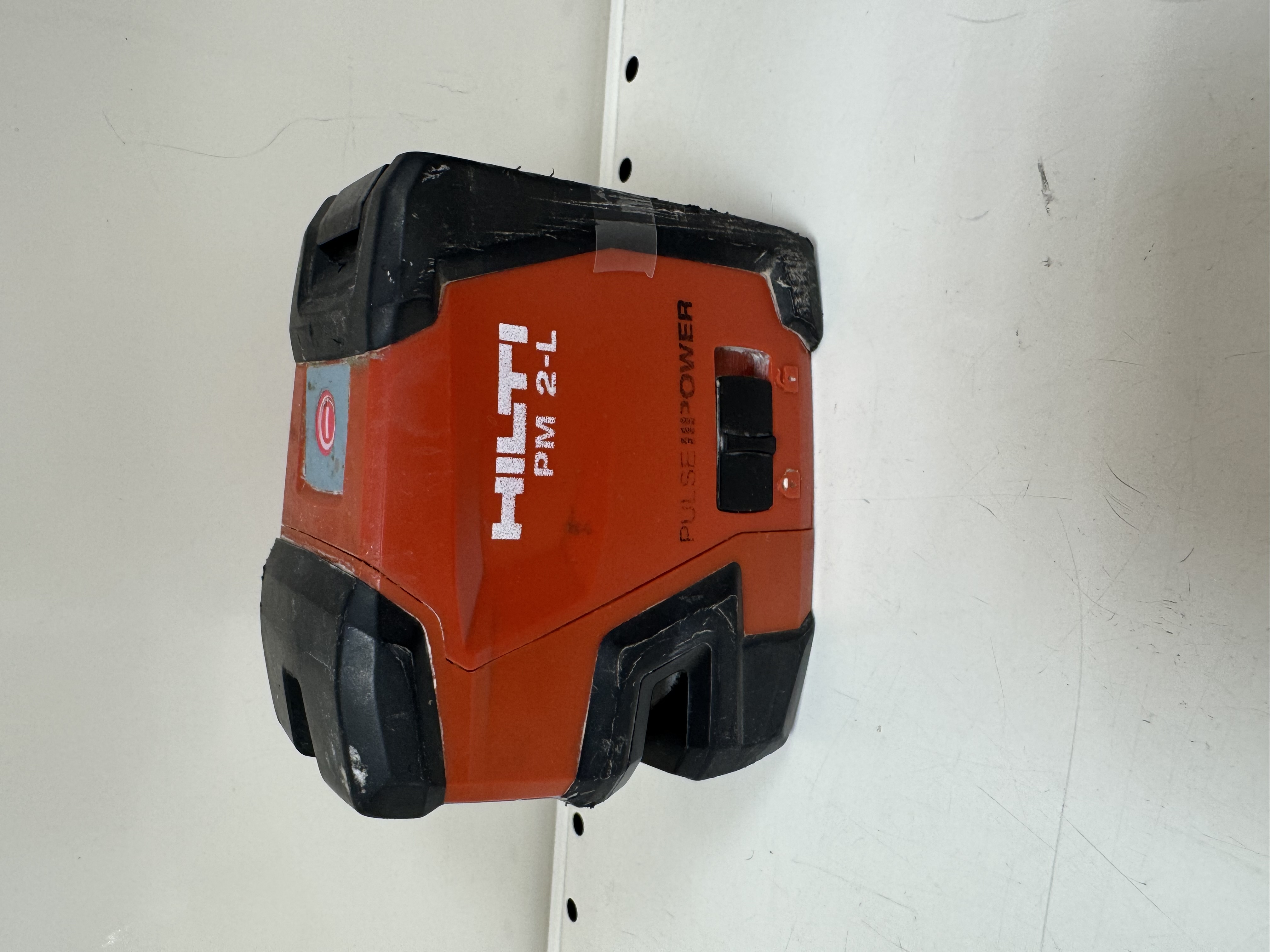 Лазерний нівелір Hilti PM 2-L