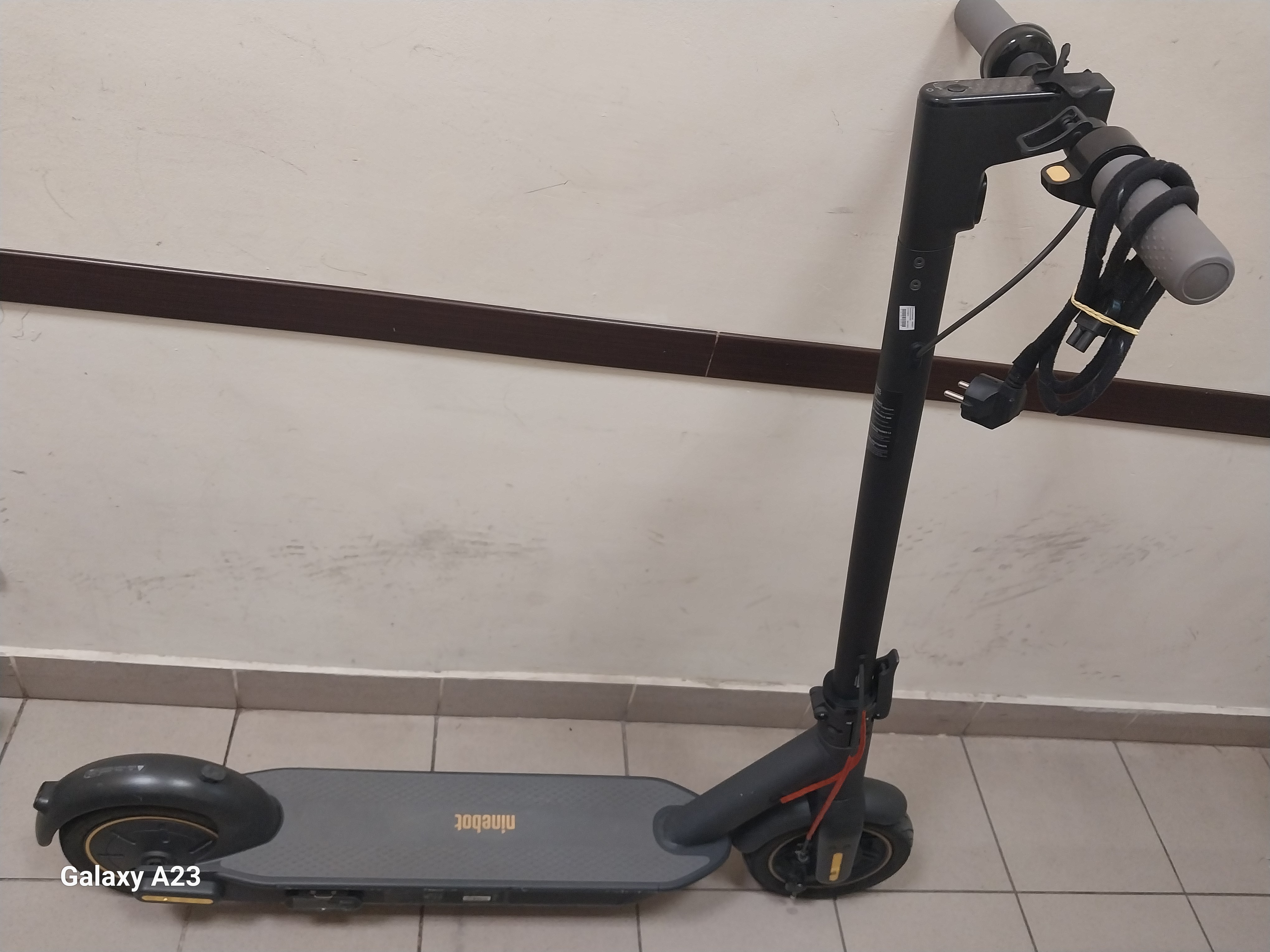 Електросамокат Ninebot by Segway MAX G30 II (AA.00.0010.32)