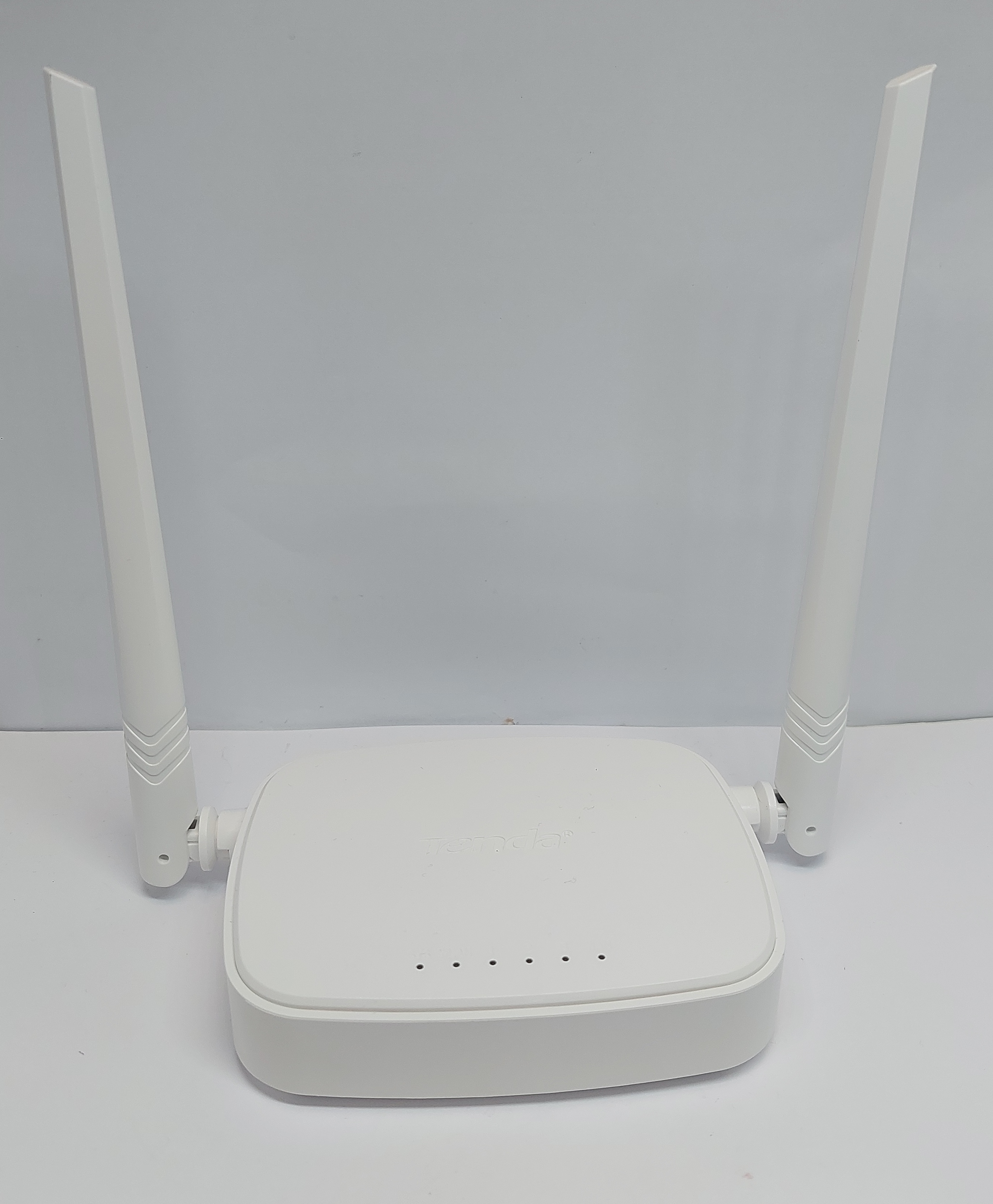 WiFi роутер/модем Tenda N301