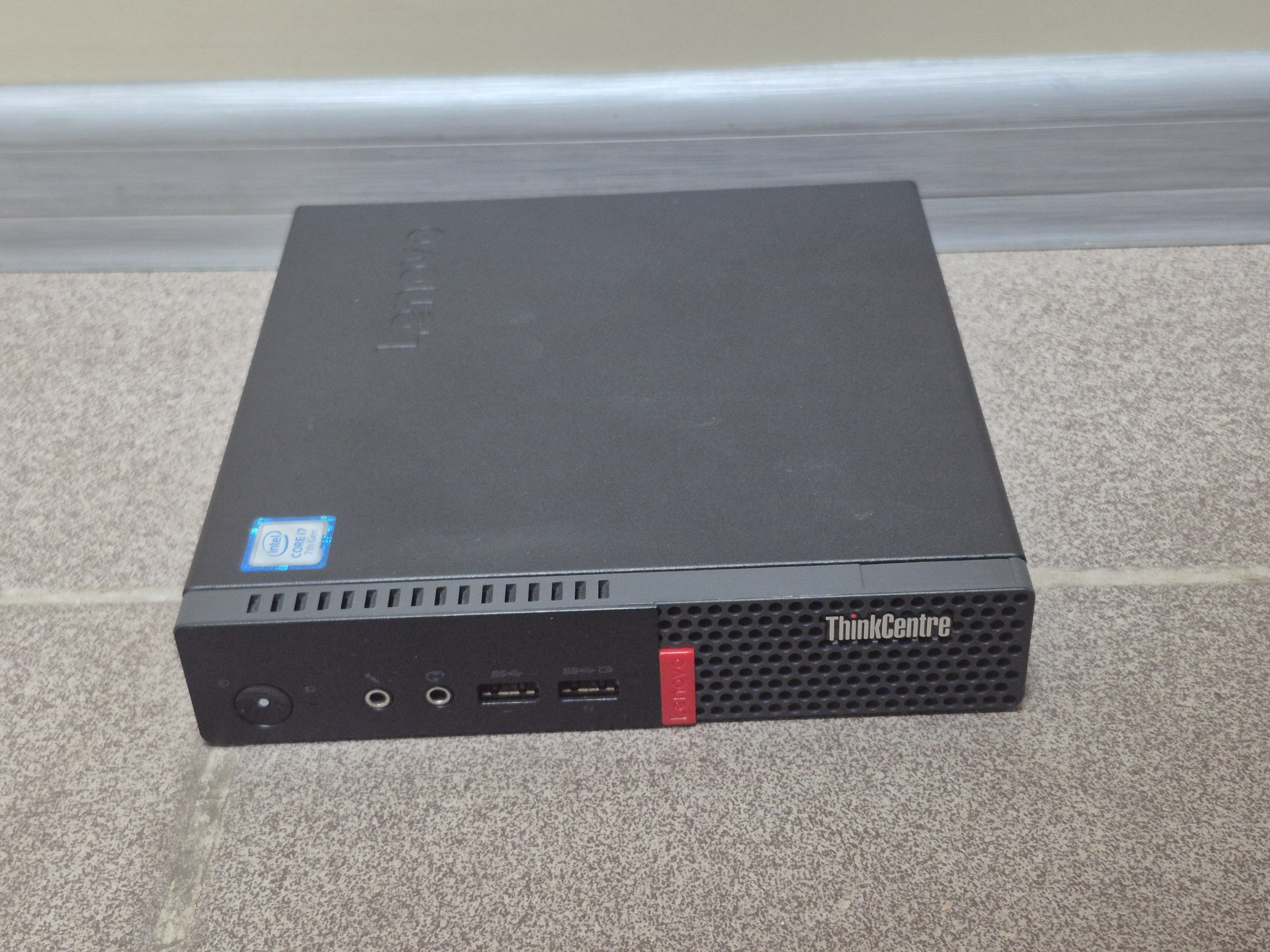 Системний блок Lenovo (Intel Core i3-7100T/16Gb/SSD240Gb) (1824952)