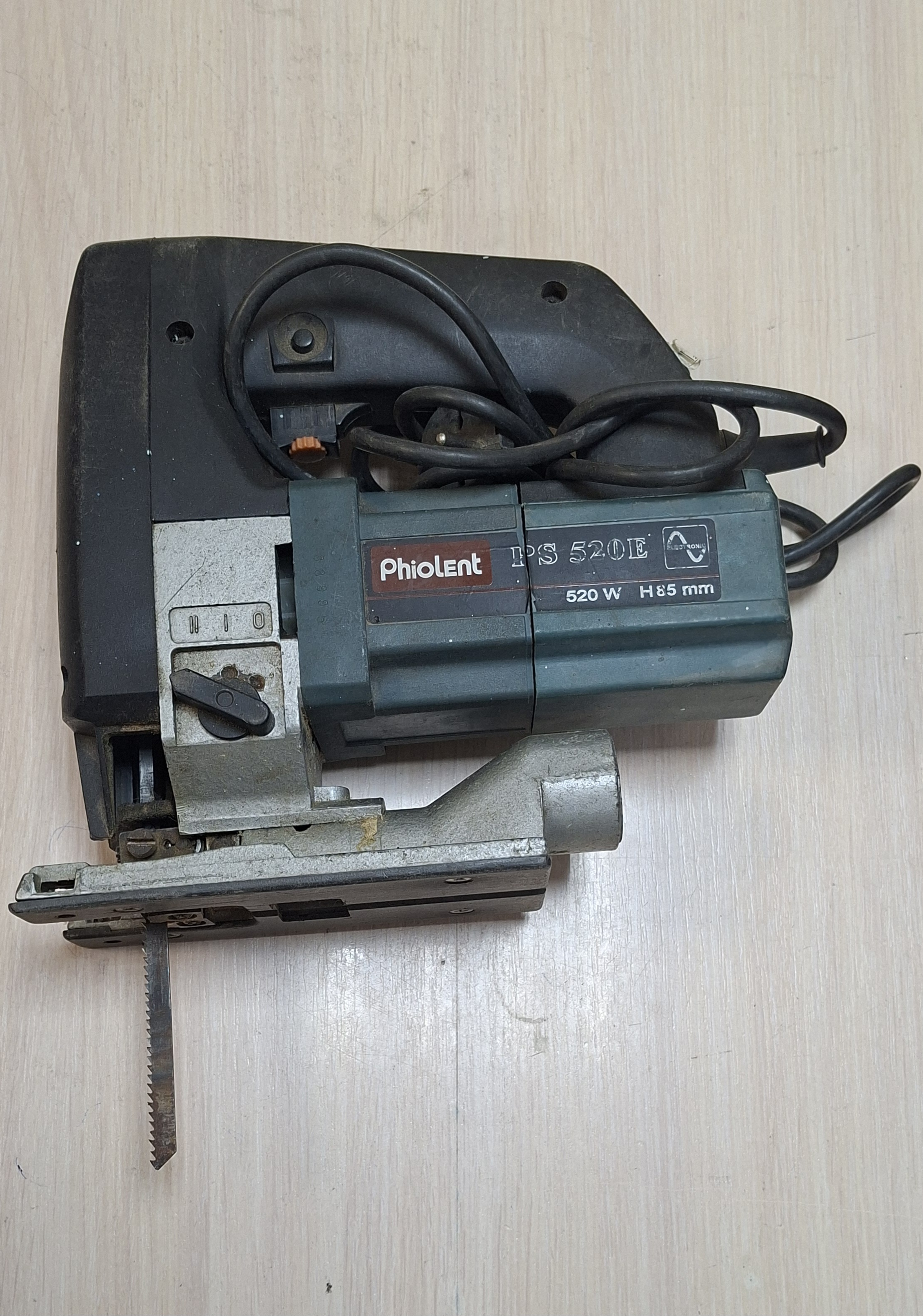 Електролобзик Phiolent PS 520E