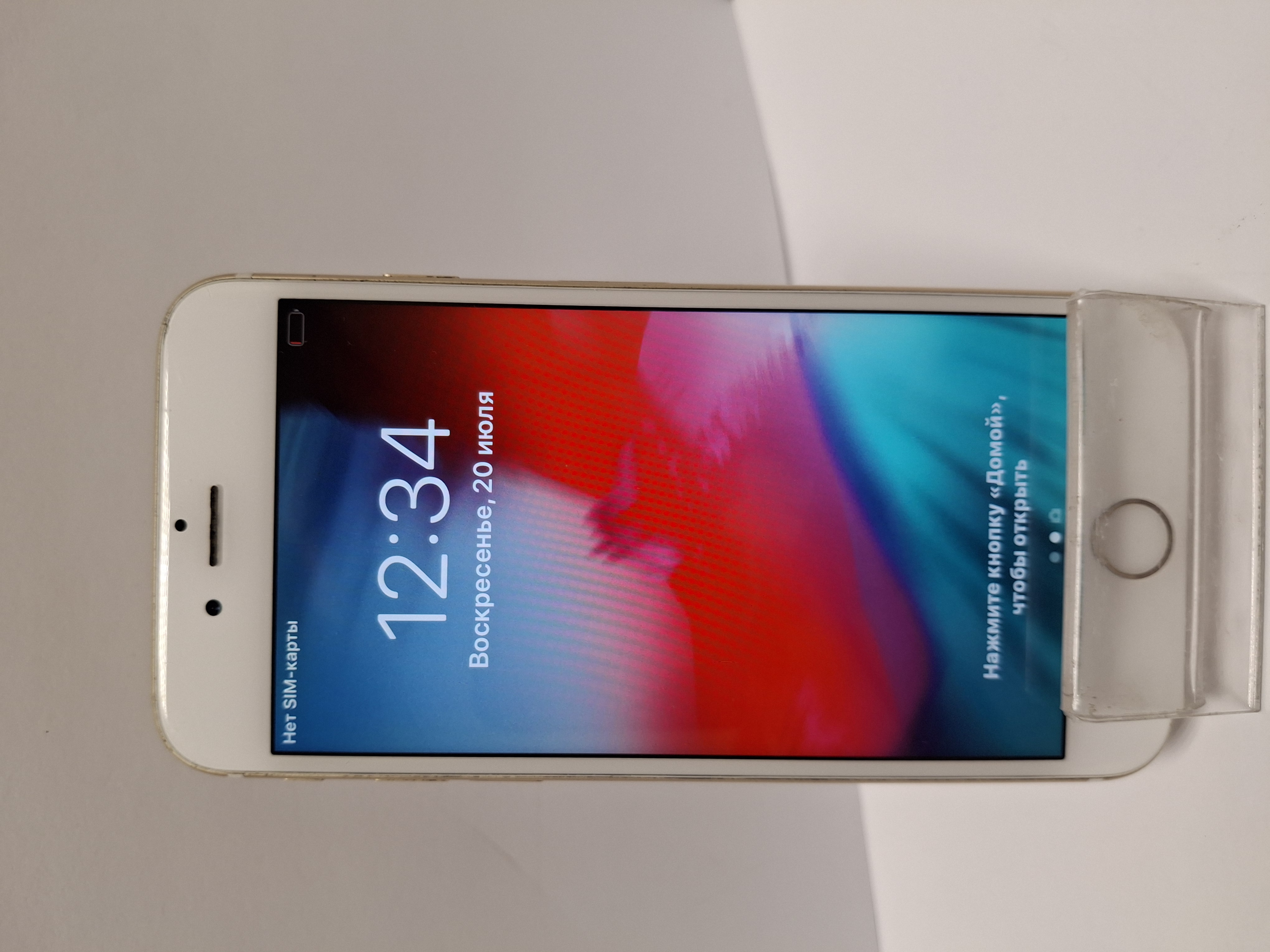 Apple iPhone 6 64Gb Gold (MG4J2)