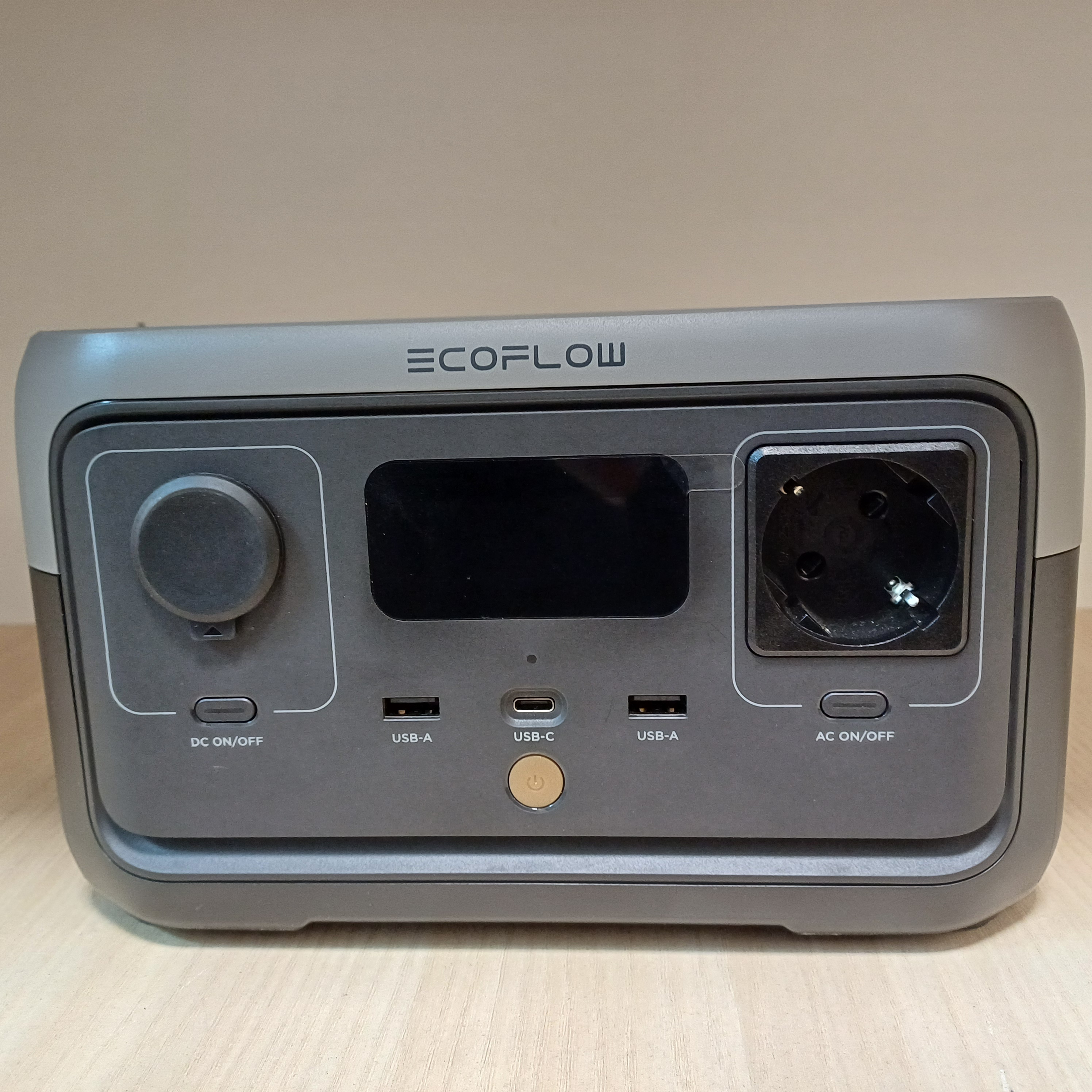 Зарядна станція EcoFlow River 2