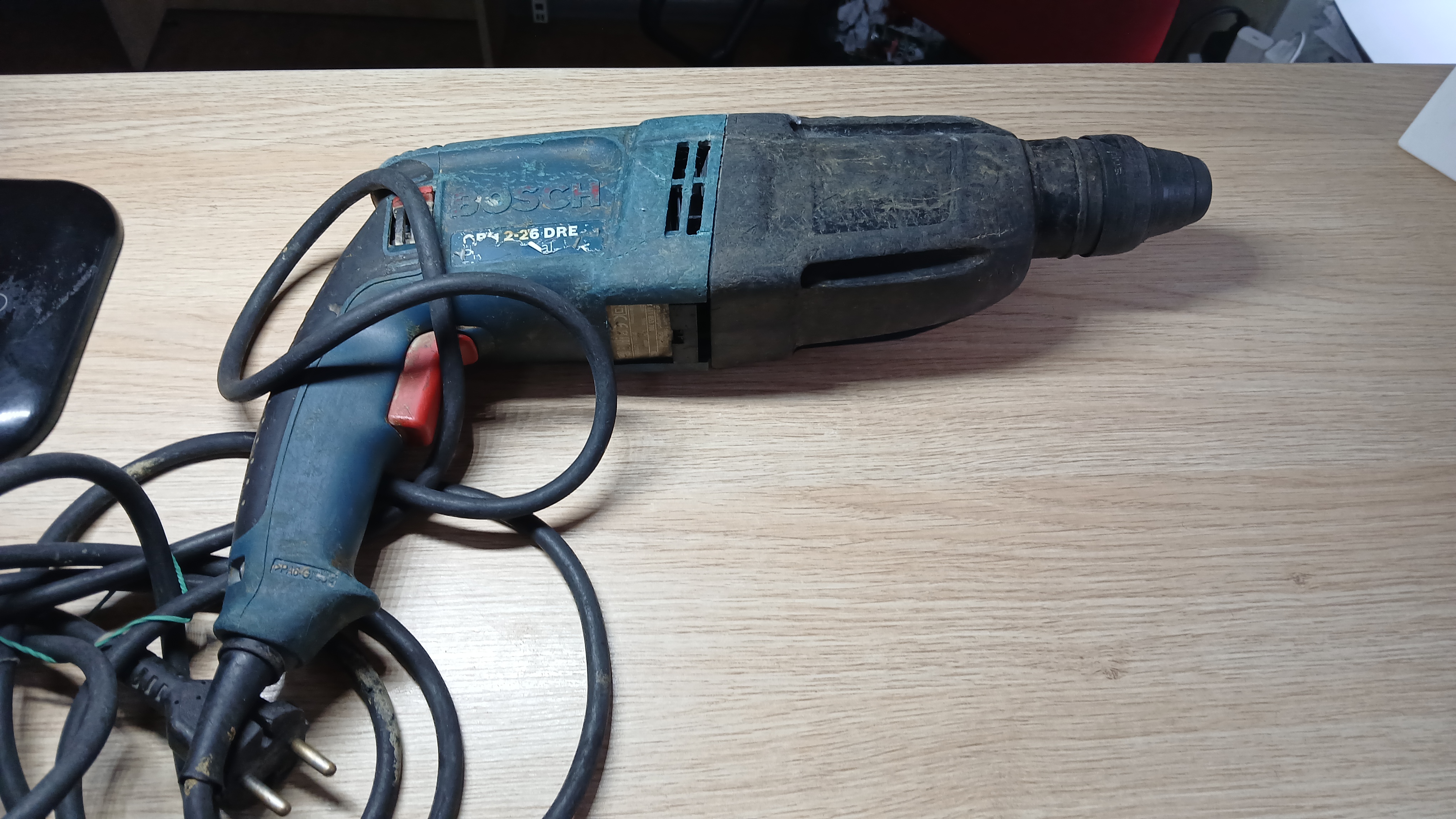 Перфоратор Bosch GBH 2-26 DRE