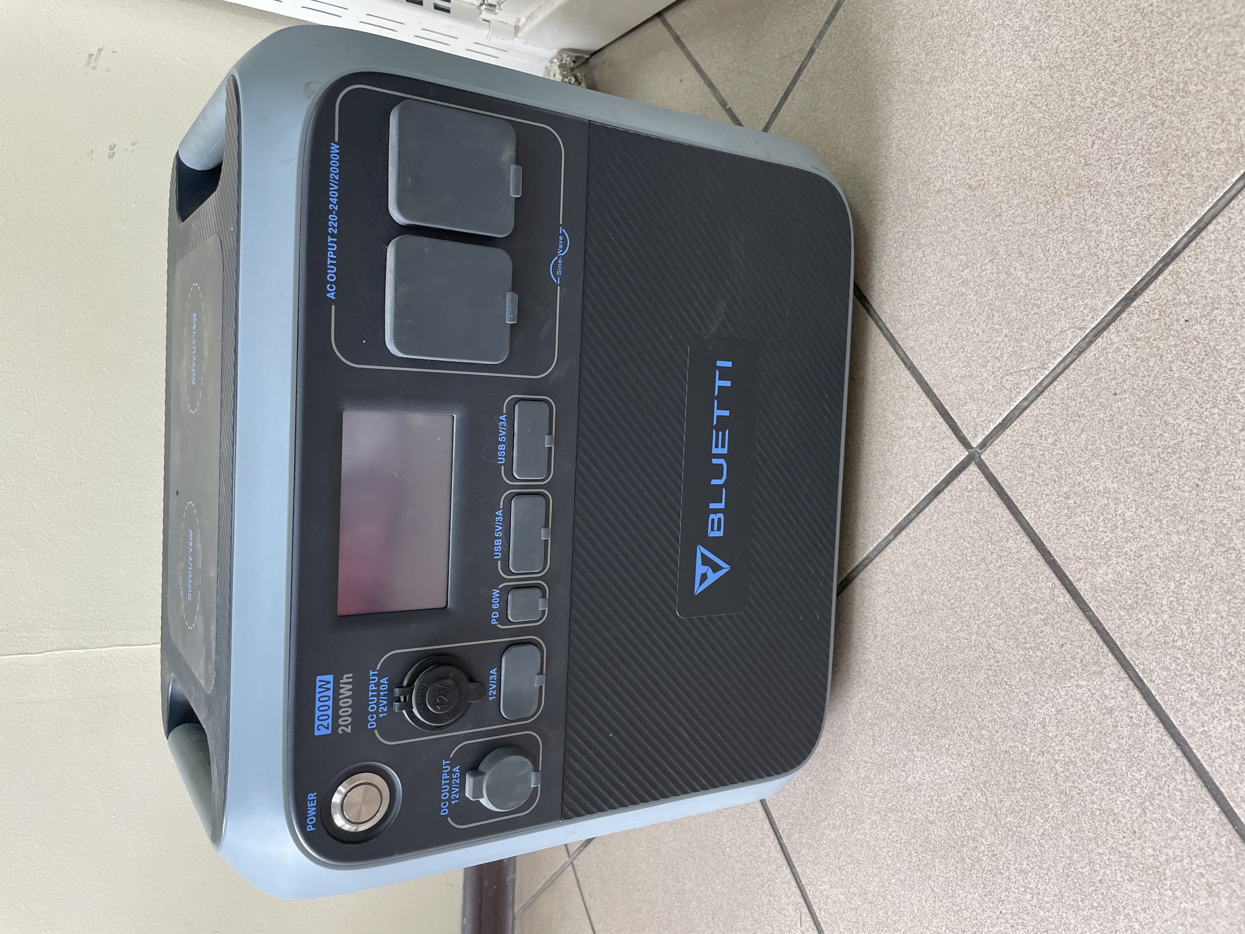 Зарядна станція Bluetti AC200P