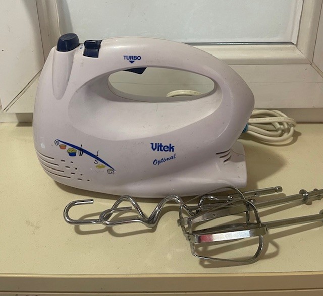 Миксер Vitek VT-1406 W