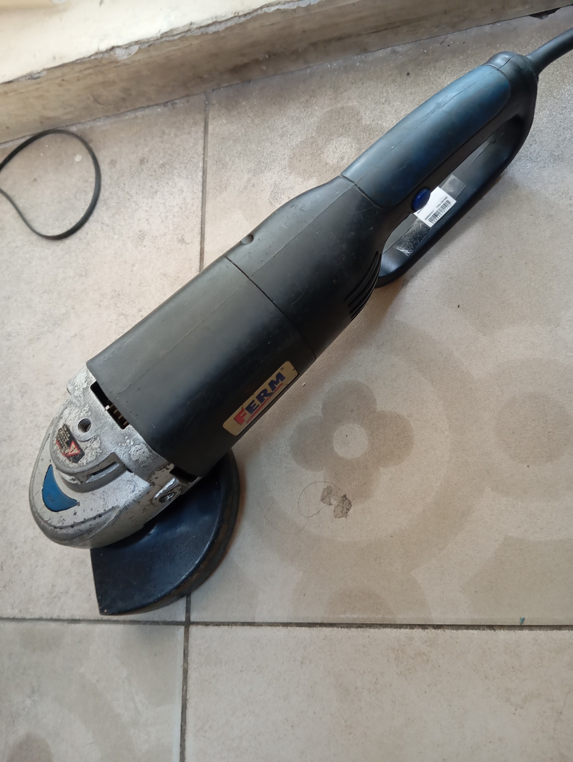 Болгарка Ferm FAG-125/1020