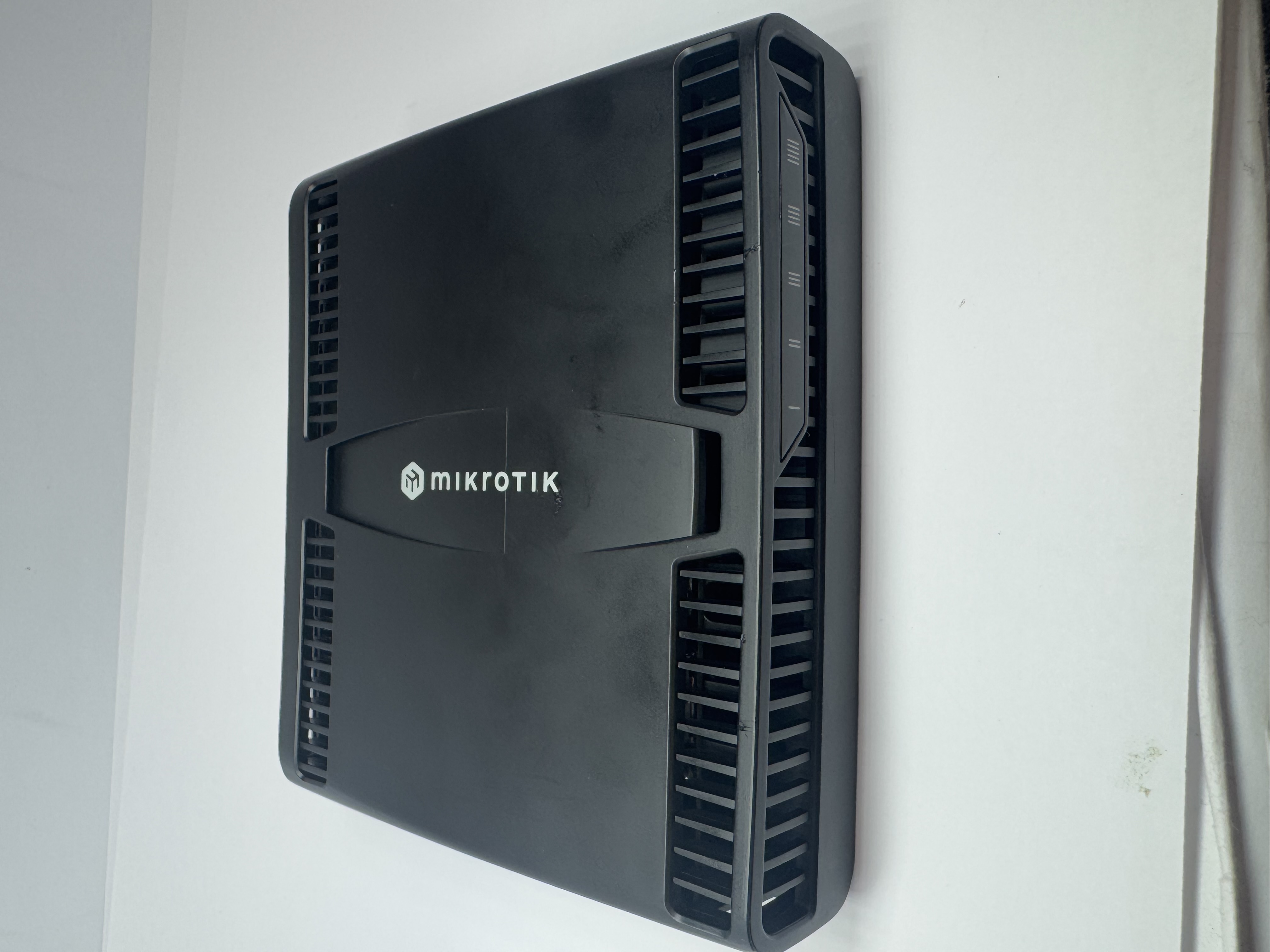 Маршрутизатор MikroTik hAP ax2 (C52iG-5HaxD2HaxD-TC)