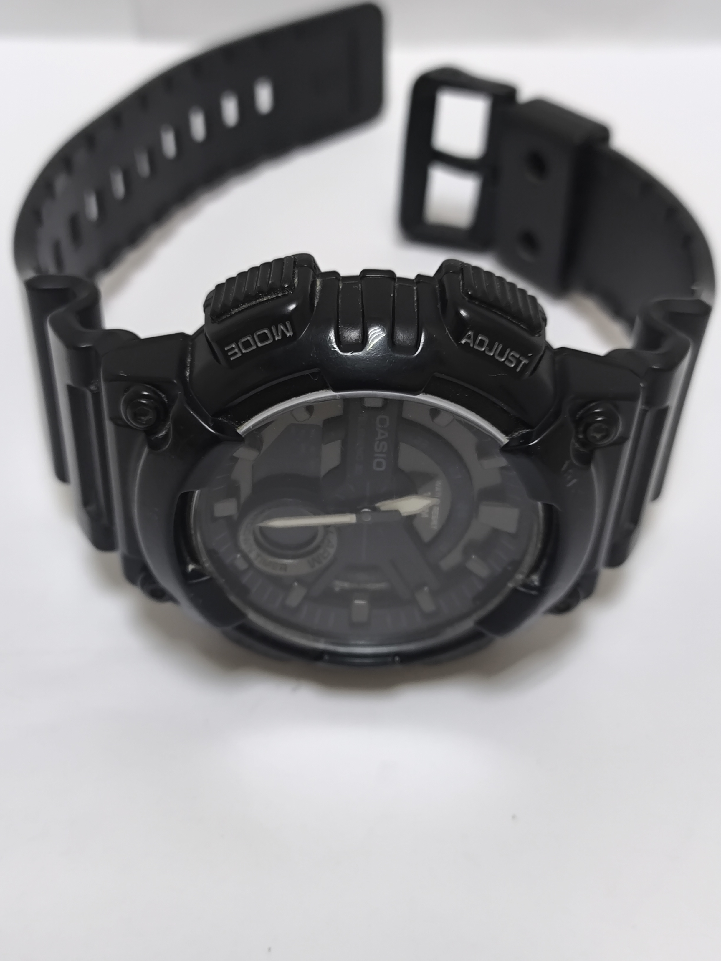 Наручний годинник Casio AEQ-110