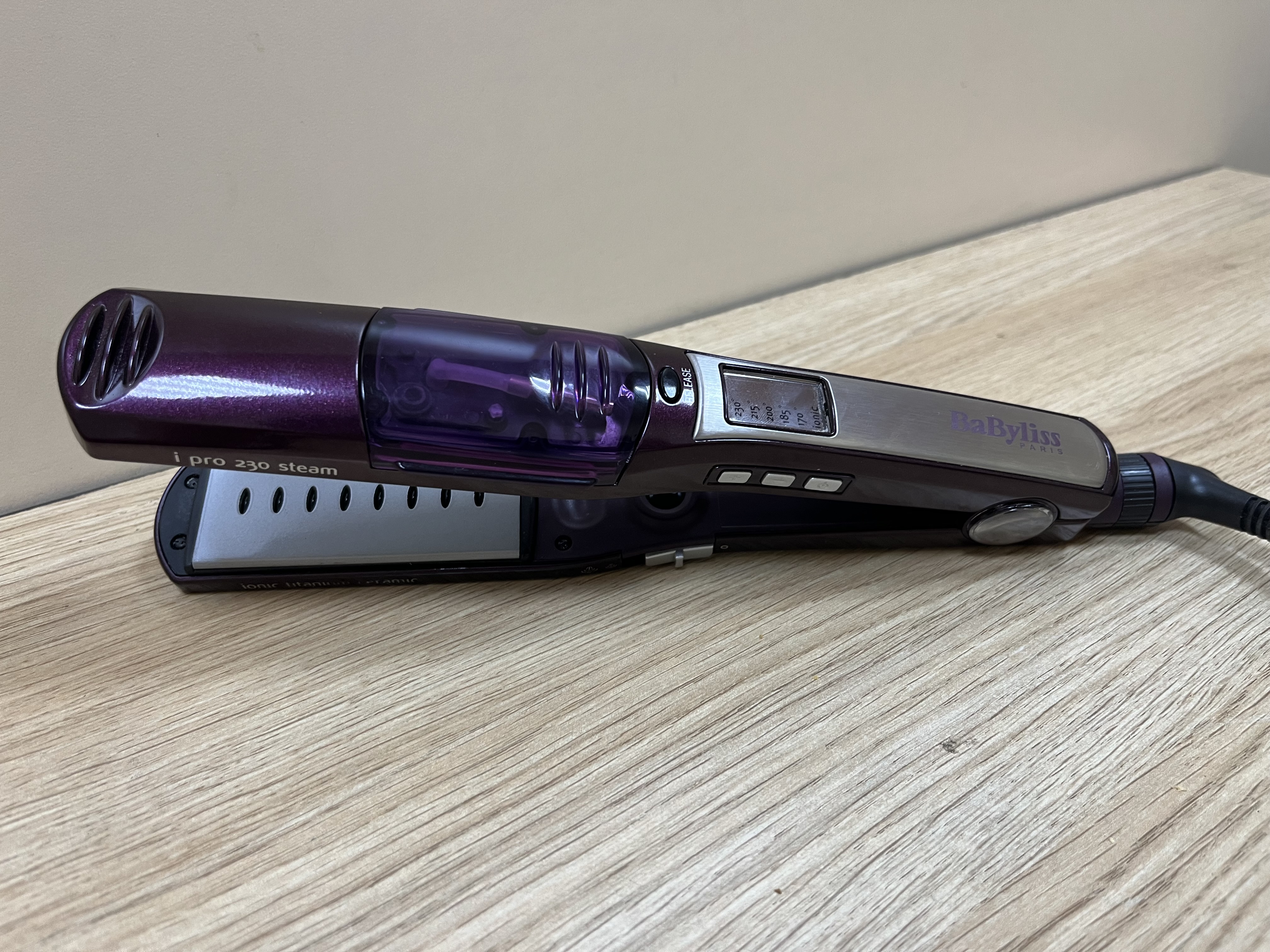 Вирівнювач для волосся BaByliss ST395E