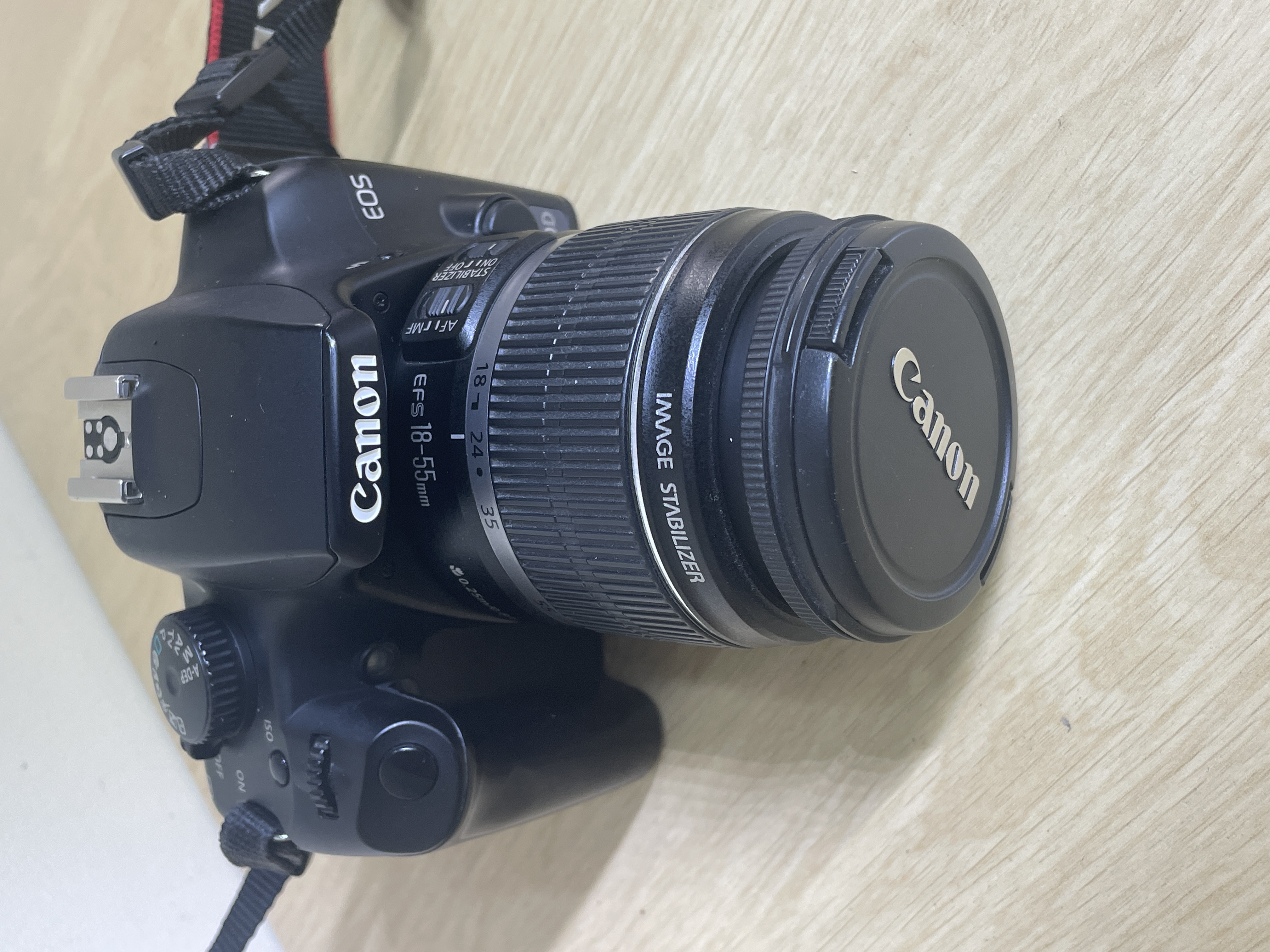 Фотоапарат Canon EOS 1000D