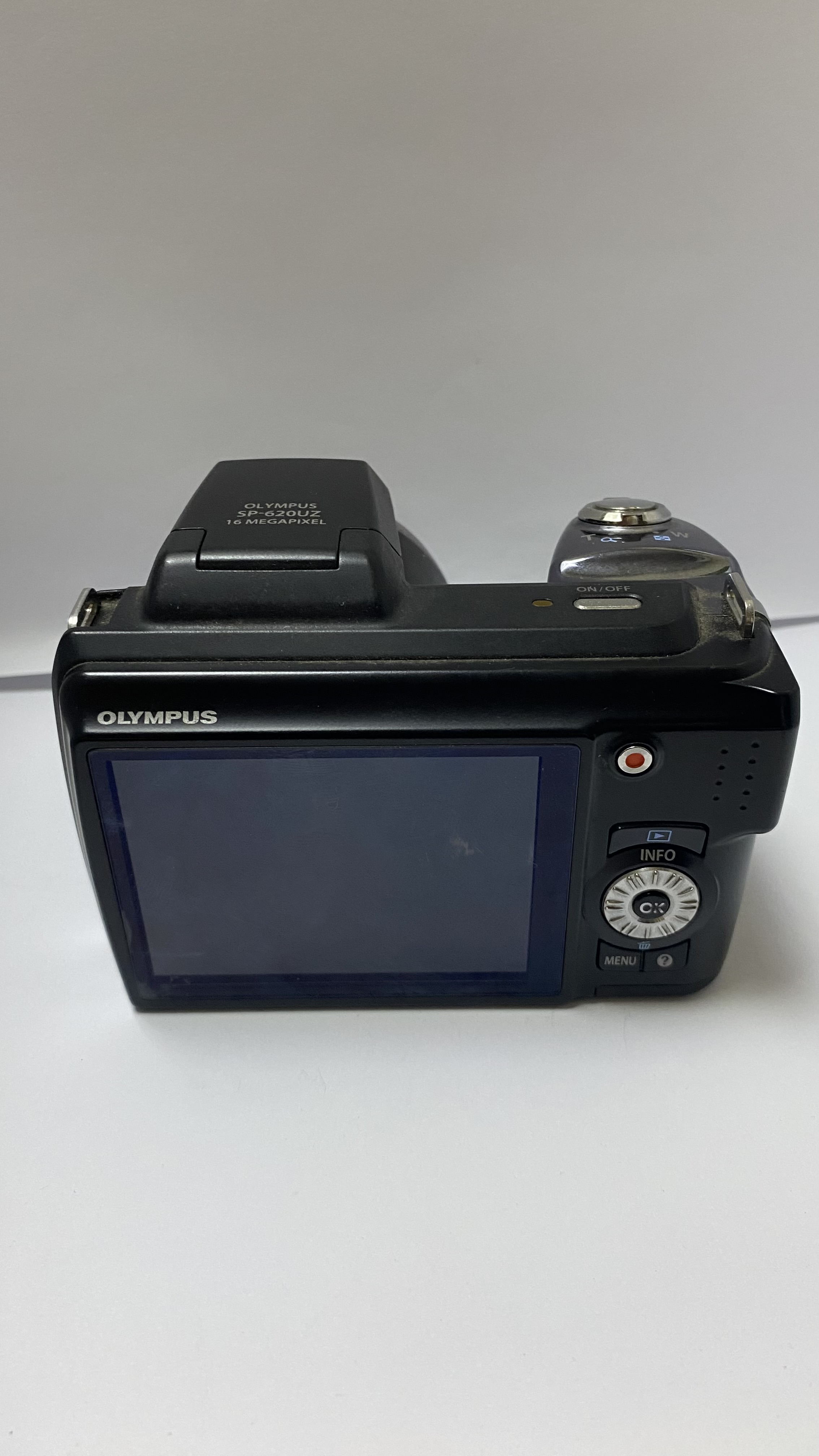 Фотоапарат Olympus SP-620UZ