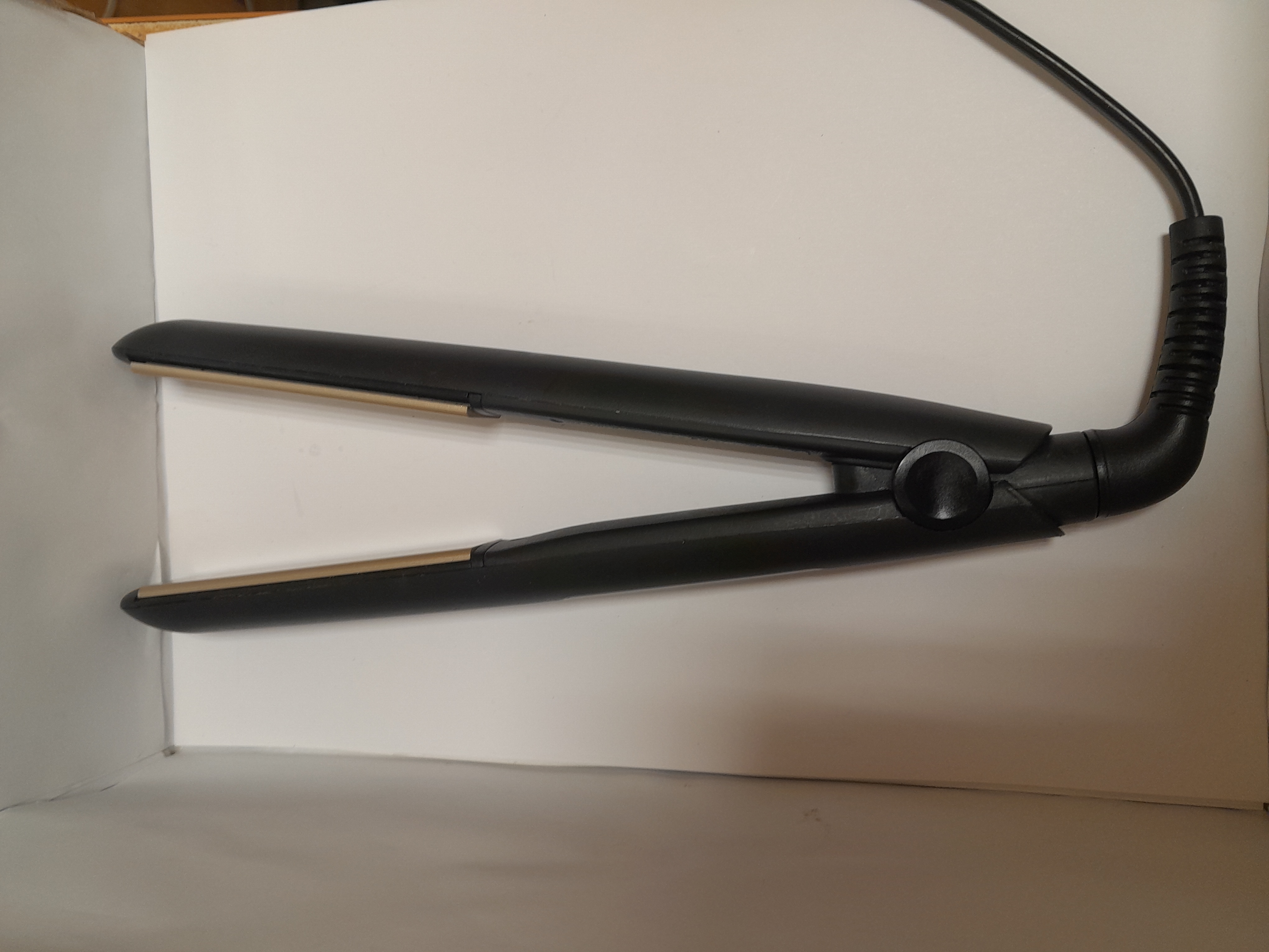 Вирівнювач для волосся Remington S1510